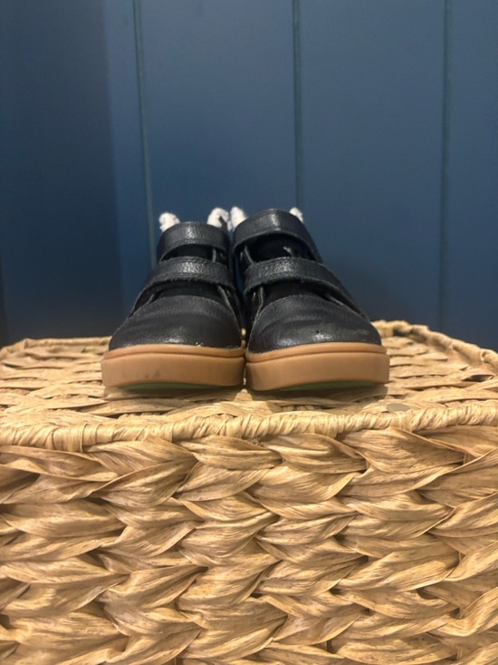 UGG Other - UGG Rennon II Shoes Toddler Boy 10 Black Tan Leather Suede Double Strap Sneakers